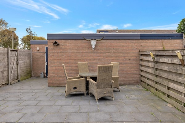 08 Achtertuin 02.jpg
